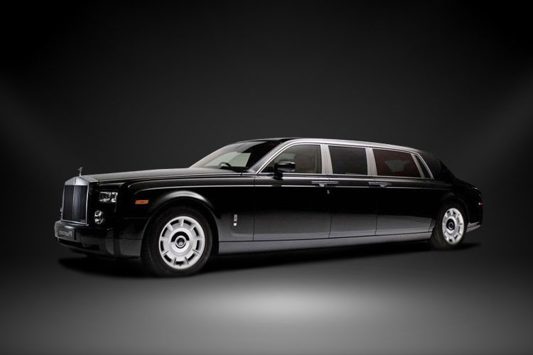 la 6-10 passenger Rolls Royce Limo